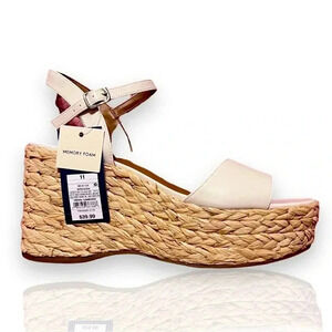 Sz 11 Universal Thread Platform Wedge Heel with Memory Foam Insole White